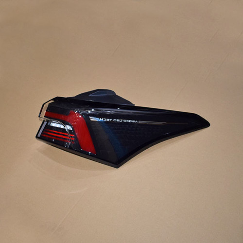 خطر عقب راست اریزو ۶ پرو